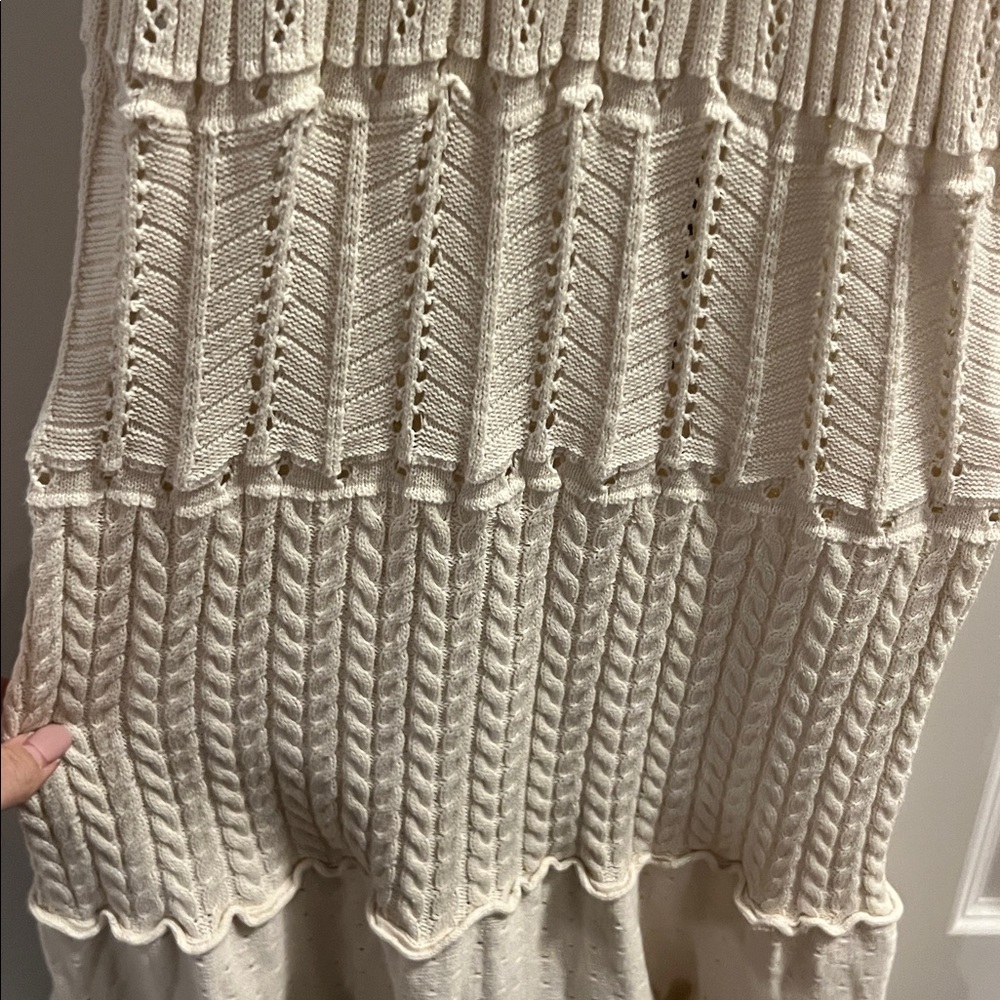 off-white knit dress - Picture 4 of 7